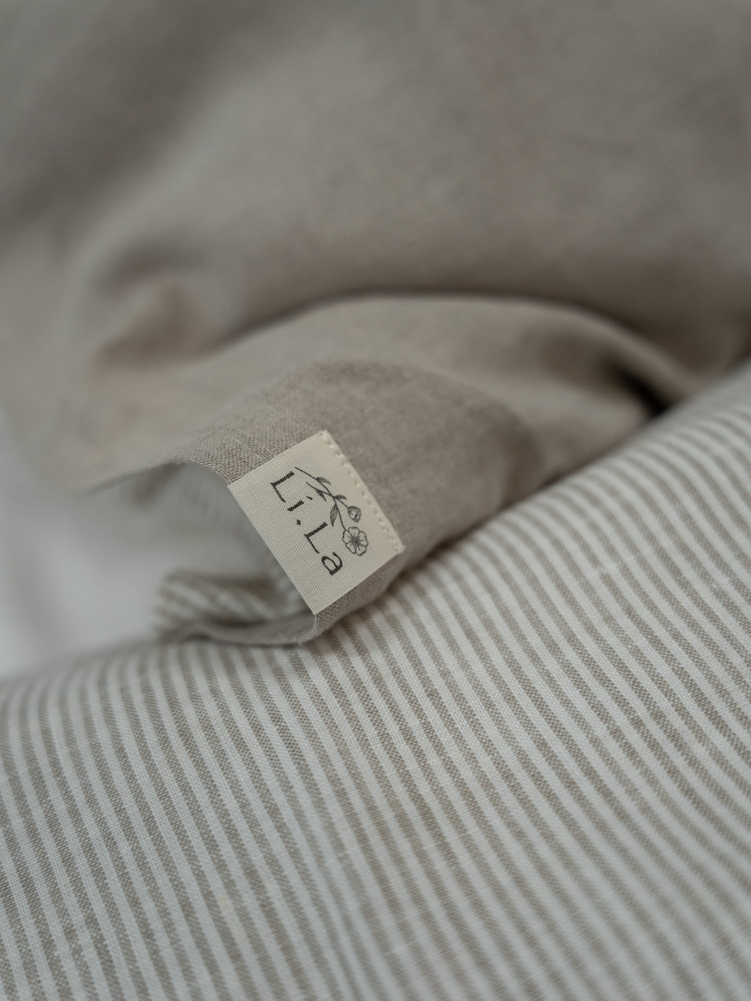 100% linnen - Dekbedovertrek set - 2 kussenslopen - Lits-Jumeaux (240 x 220 cm) - Naturel/Lichte streep - Linnen Label